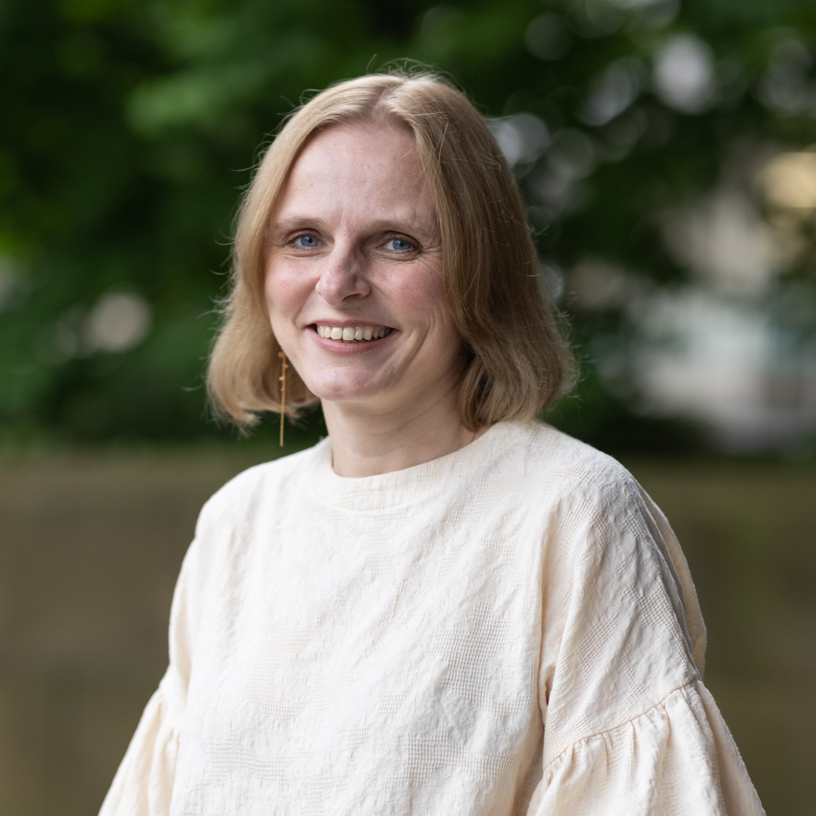 Speaker Dr Biba Stanton